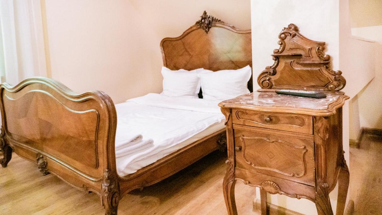 Hotel "Dworek Lesniczowka" Wodzisław Śląski 외부 사진
